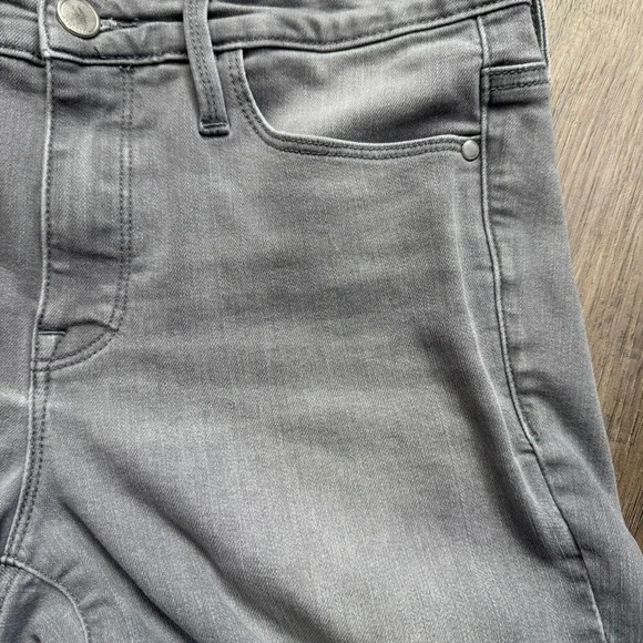 Athleta Light Gray Women's Skinny Jeans - Sculptek - Size 6 Tall - Picture 8 of 14